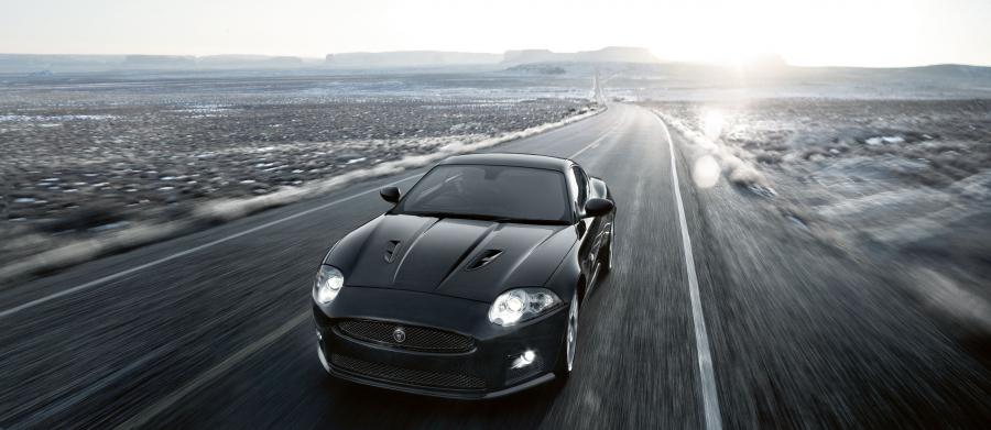  Jaguar XKR-S 2008 года  (фото 9 из 27)